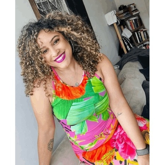 NWT Dressed in Joy Bright Print Bamboo Blend SUPER soft Flattering Ruched Side T - Picture 2 of 11